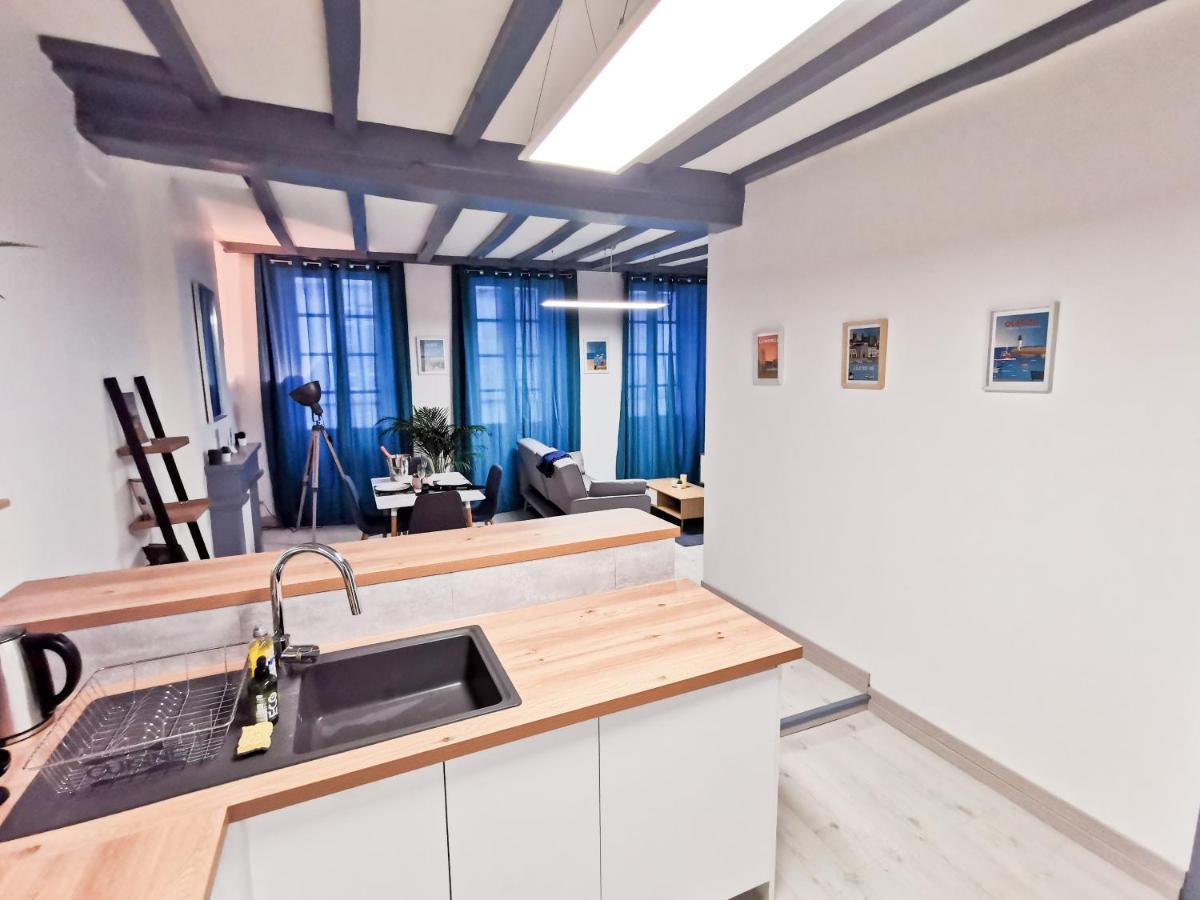Appartement Ma Douce Charente - Superbe T3 Design Et Fonctionnel - Hyper Centre A Saintes Buitenkant foto